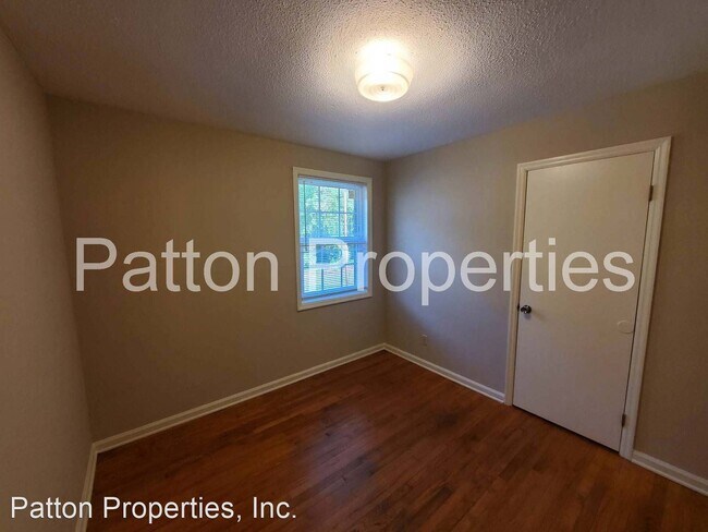 Building Photo - 3 br, 1.5 bath House - 413 Hickory Ridge D...