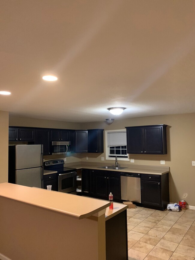 Kitchen - 1948 Glenbridge Rd