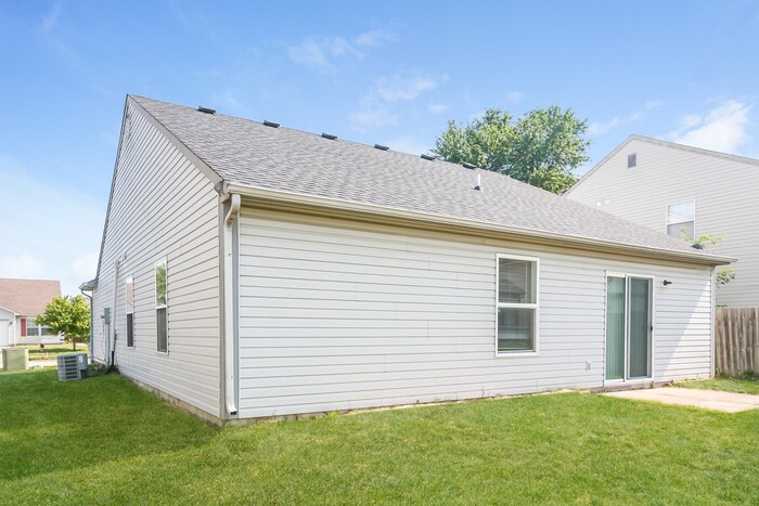 Building Photo - 7143 Moon Ct