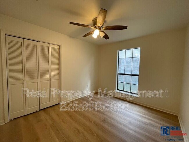 Building Photo - 5084 Cumberland Cove Dr