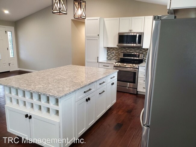 Building Photo - 3 br, 2 bath House - 8925 46th Place West