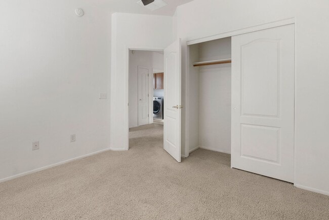 Building Photo - Beautiful 4 Bedroom 3 Bath Home in Vail