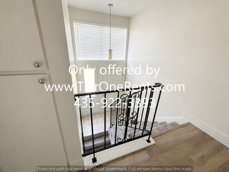 Building Photo - This property offers a NO DEPOSIT option available for qualified renters!