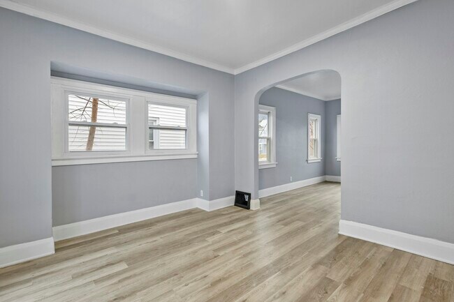 Building Photo - 1369 Wildwood Rd