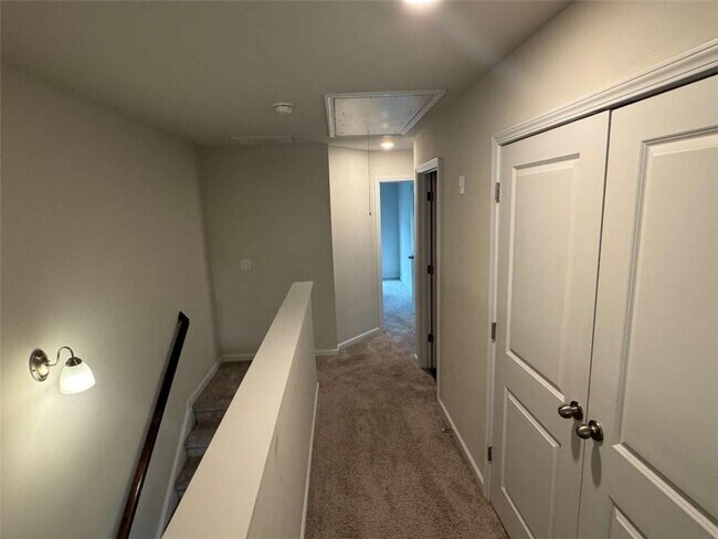 Building Photo - 3376 Highbury Way