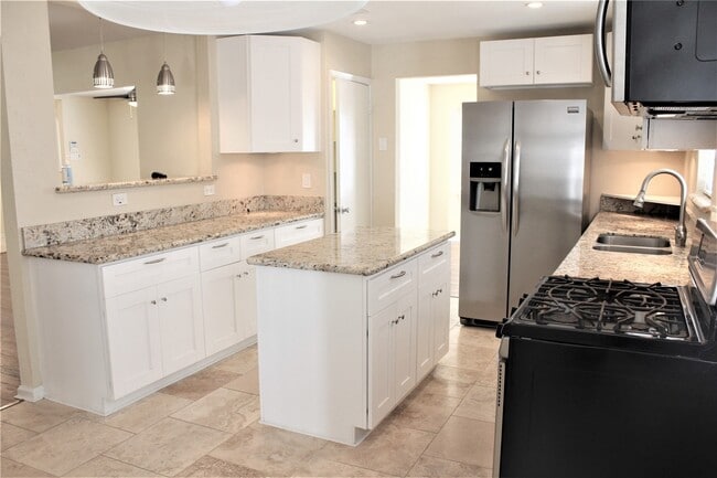 Building Photo - 10142 Eddystone Dr