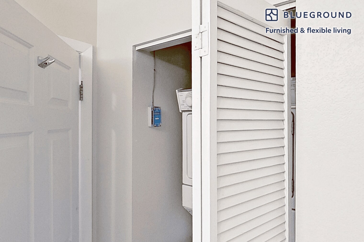 Building Photo - 1099 Admiral Ct