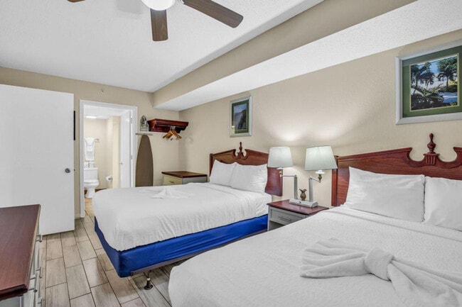 Building Photo - 3548 Alexandria Ave