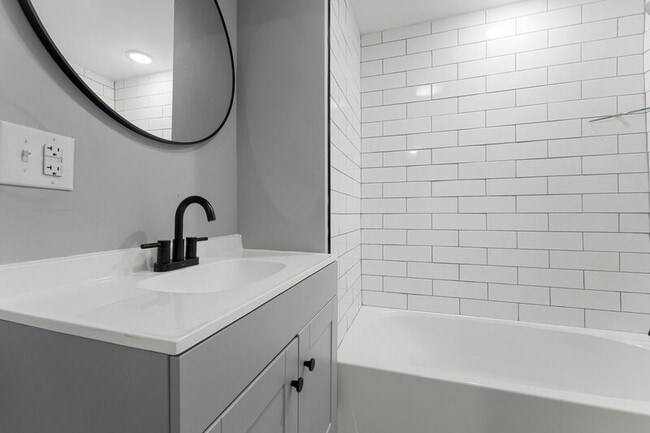 Building Photo - 2007 Westover Ave