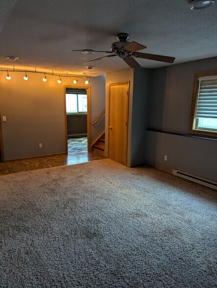 Building Photo - 1824 Huntington Ct