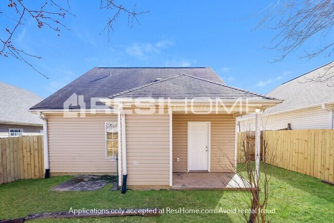 Building Photo - 7932 Wynwood Ln