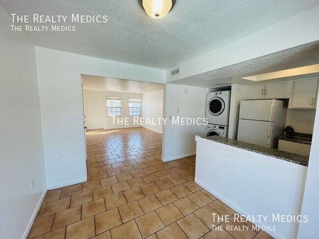 Building Photo - 2761 L B McLeod Rd