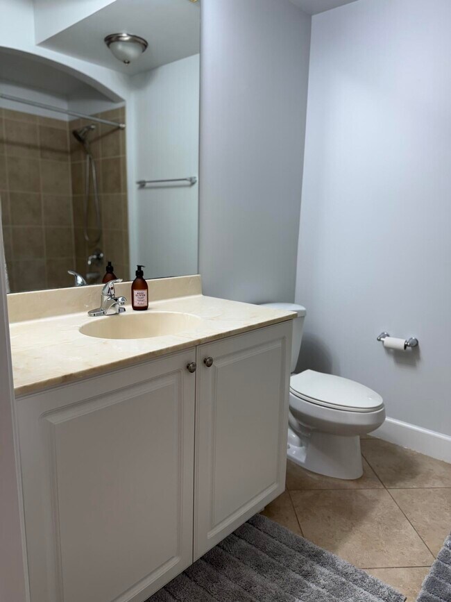 Building Photo - 3308 Renaissance Way