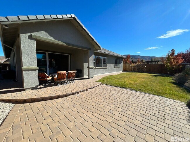 Building Photo - 2070 Blue Boy Ln