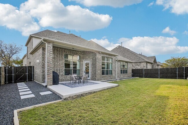 Building Photo - 1036 Windy Hill Ln