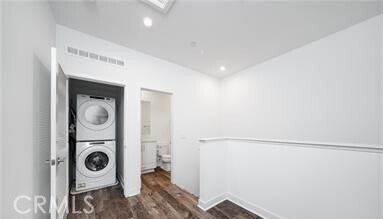 Building Photo - 1410 W Cara Dr