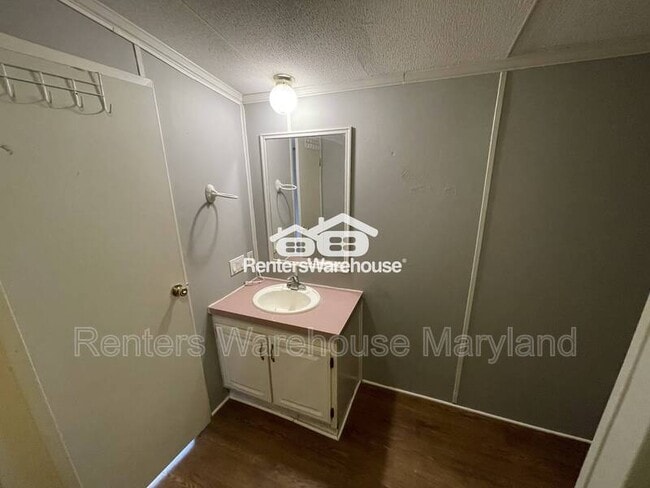 Building Photo - 159 Waibel Rd