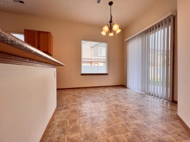 Building Photo - 1927 E Wilson Ln