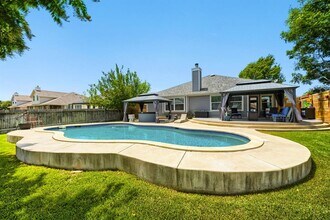 Building Photo - 19701 Vilamoura St