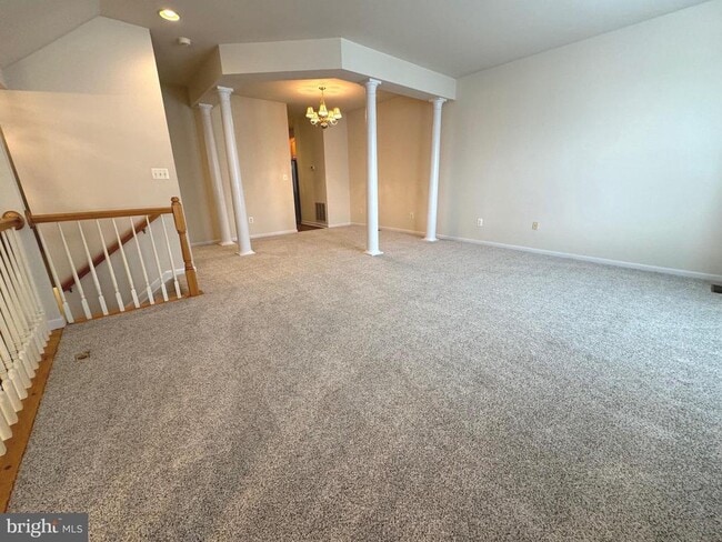 Building Photo - 8730 Phipps Farm Way