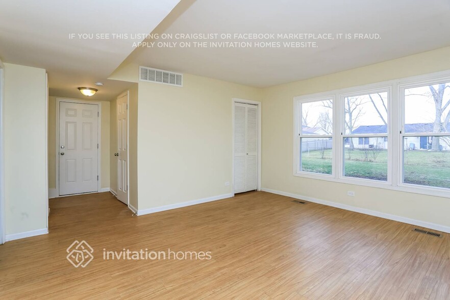 Building Photo - 137 Mayfield Dr