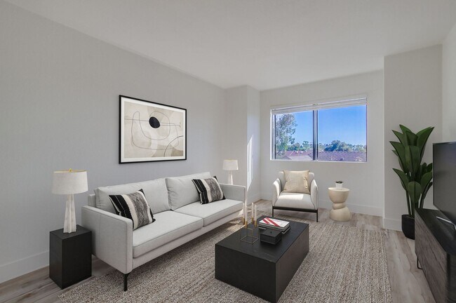 Interior Photo - The Lucci