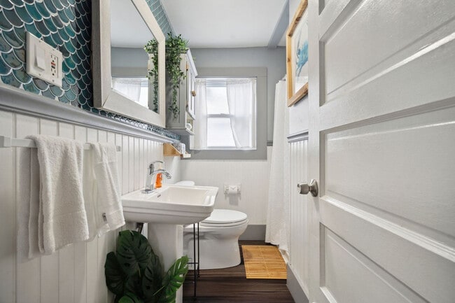 Building Photo - 20 Highland Ave