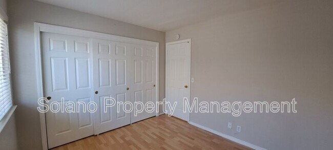 Building Photo - 320 Stamper Cir