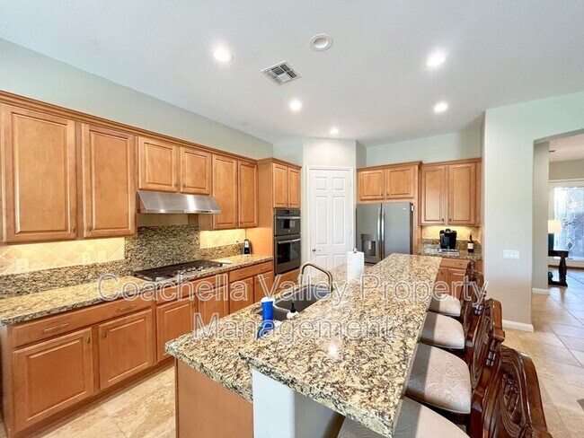 Building Photo - 80734 Camino Santa Elise