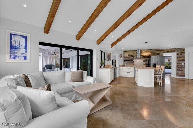 Building Photo - 167 Torrey Pines Point