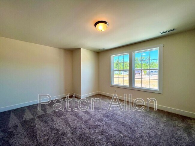 Building Photo - 117 N Christie Ct
