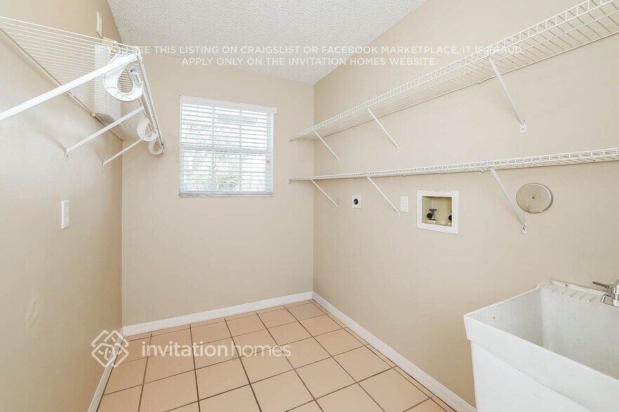 Building Photo - 22201 Collington Dr