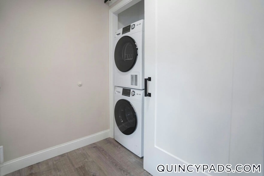 Building Photo - 75 Presidential Dr