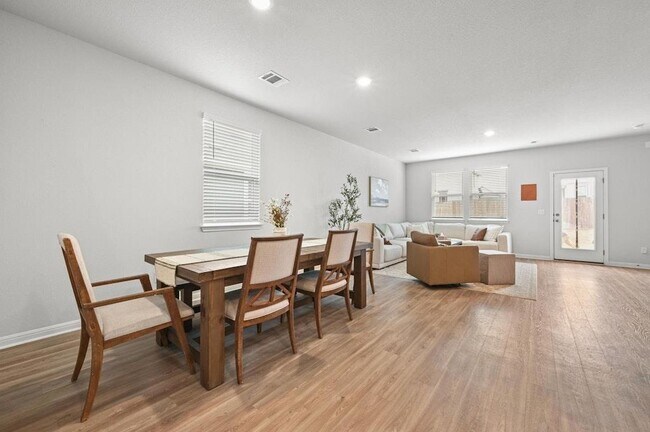 Building Photo - 13309 Silver Blazer Dr