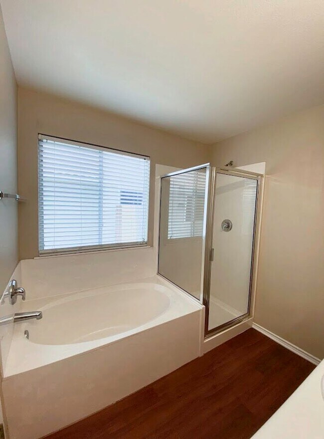 Building Photo - Lovely home in Wildhorse Vista Neighborhood