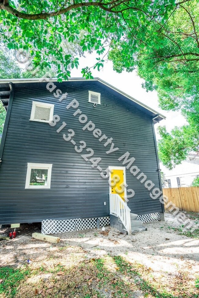 Building Photo - 2817 N Taliaferro Ave