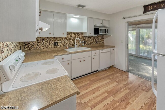 Building Photo - 42 4th St