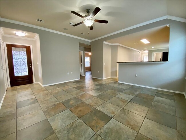 Building Photo - 5524 Kleberg Trail