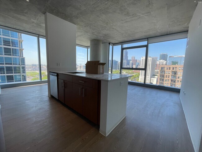 Building Photo - 1405 S Wabash Ave