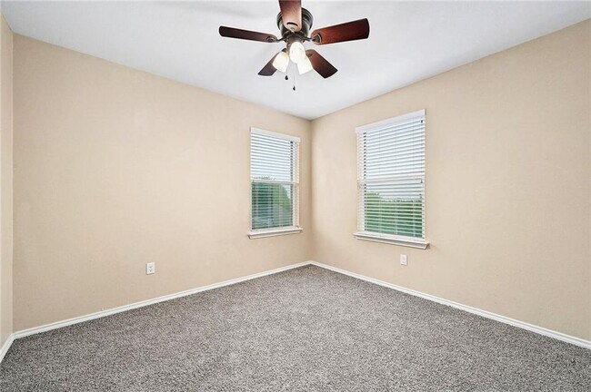 Building Photo - 171 Violet