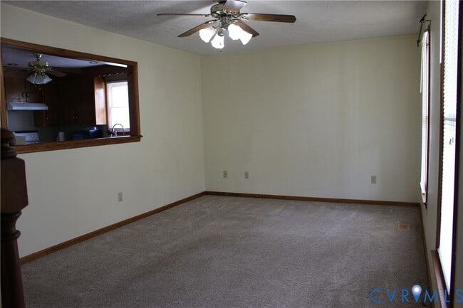 Building Photo - 4019 Shallowood Dr
