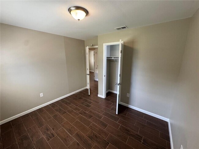 Building Photo - 4778 Ivywood Dr