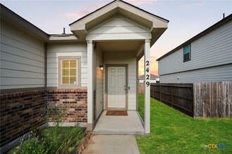 Building Photo - 2429 Marty Way