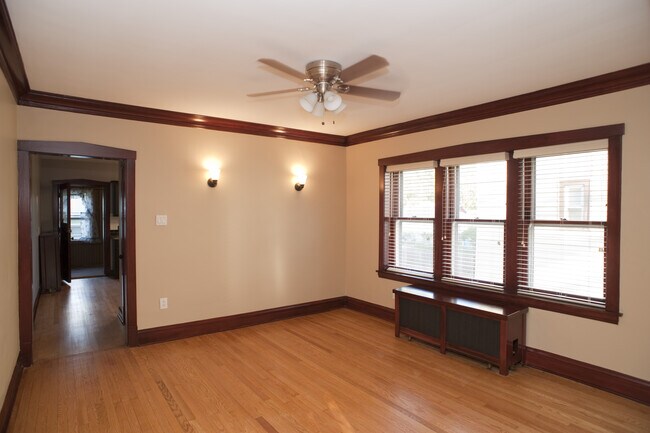 Building Photo - 1225 Wesley Ave