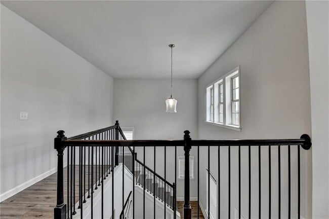 Building Photo - 2017 Yvette Wy