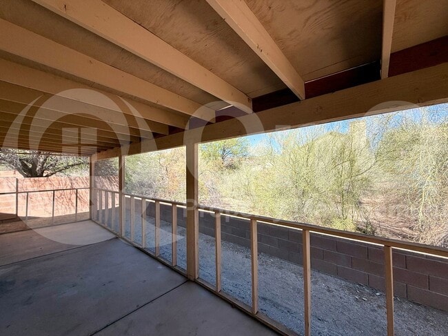 Building Photo - 8488 N Winchester Creek Dr
