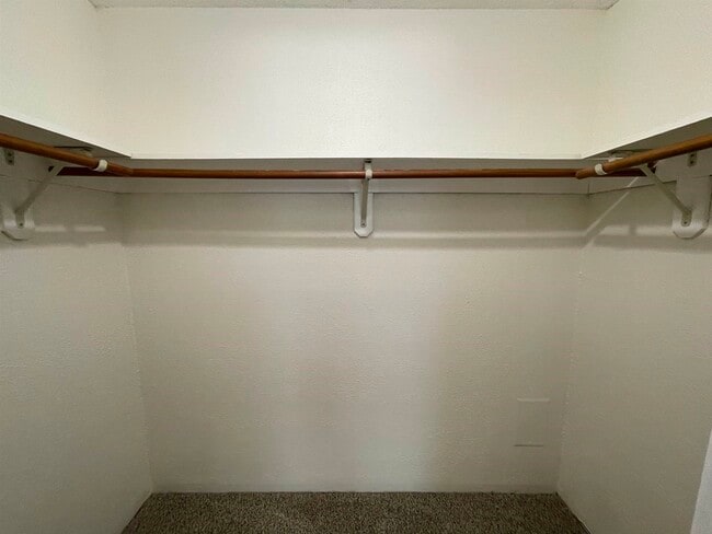 Building Photo - 379 Huse Rd