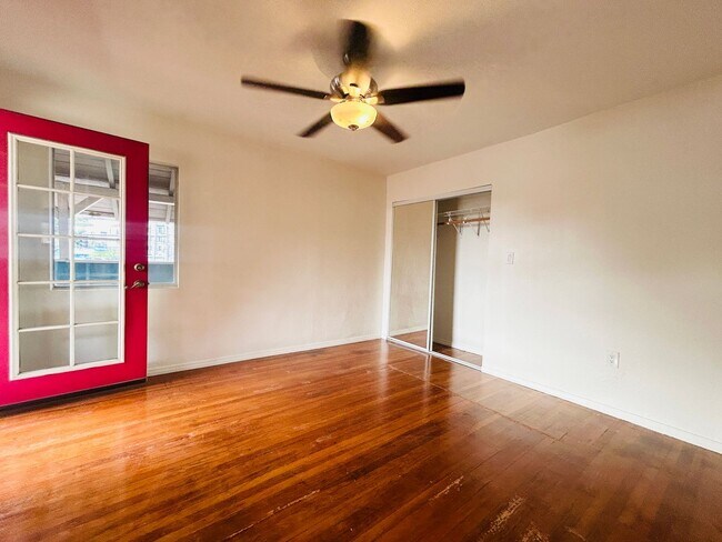 Building Photo - 1102 Westerly Terrace