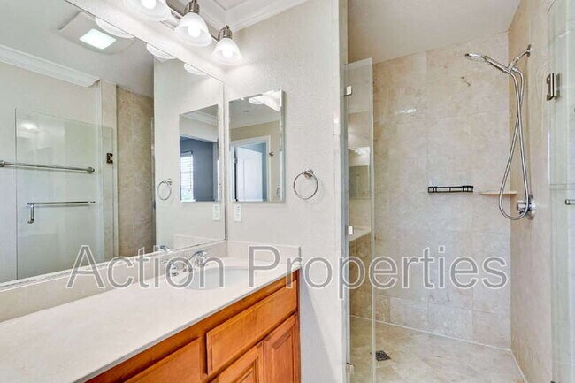 Building Photo - 241 Granada Park Cir