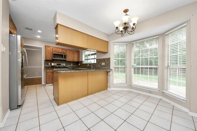 Building Photo - 4907 Echo Falls Dr